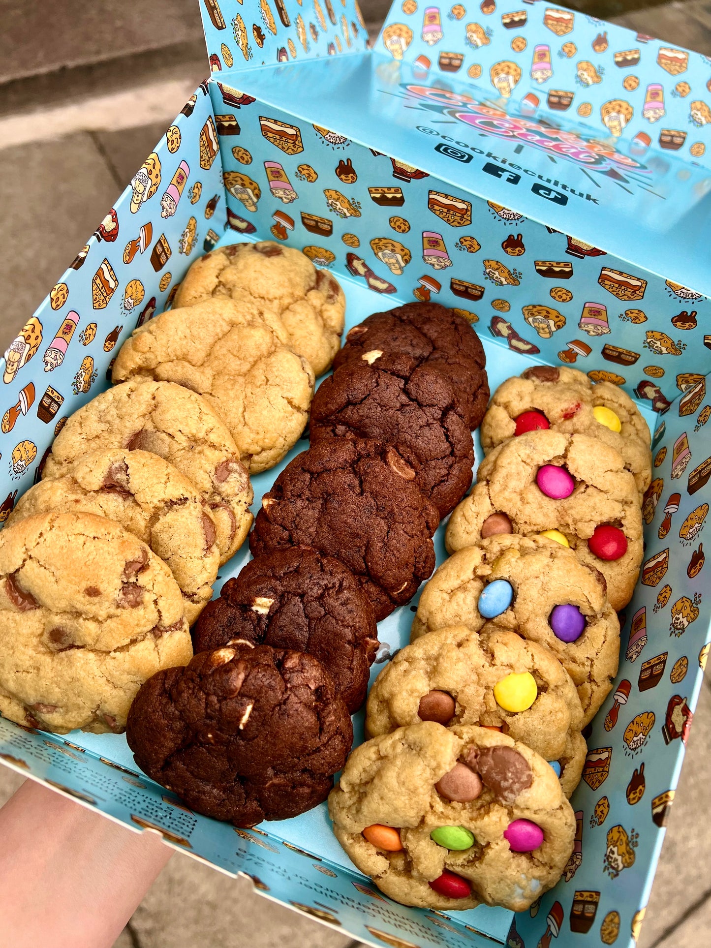 Box of 15 small cookies